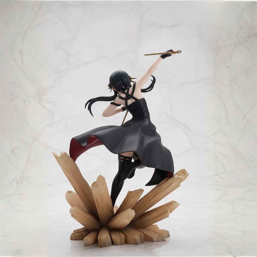 SEGA Luminasta Spy x Family Yor Forger Figure - FIHEROE.