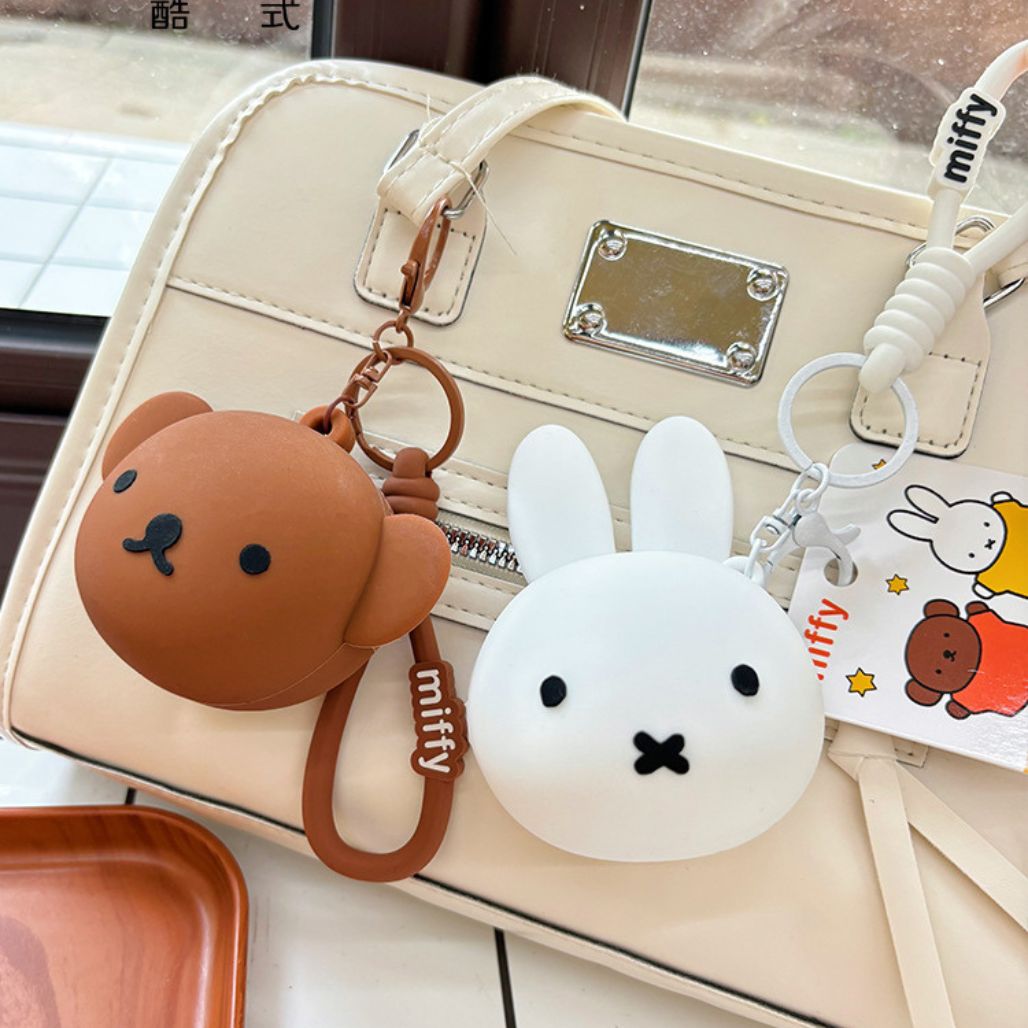 Genuine authorized Miffy Rabbit silicone coin purse cute mini earphone bag pendant Boris coin storage bag