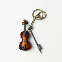 Vintage violin bag hanging metal keychain, creative personality key ring chain, school bag, backpack charm, bag pendant