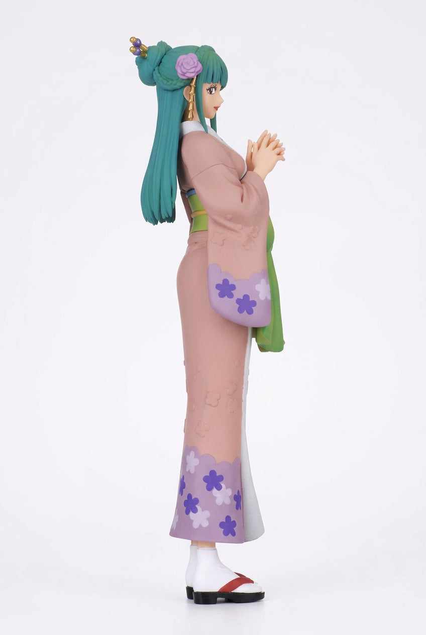 One Piece Kozuki Hiyori figure by Banpresto, DXF Grandline Lady collectible figure pose