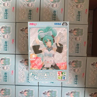 SEGA Hatsune Miku x Cinnamoroll Prize Figure