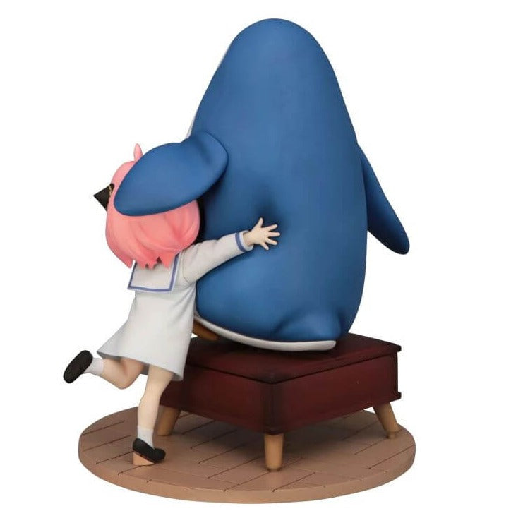 Furyu Anya & Penguin Spy X Family Figure - FIHEROE.