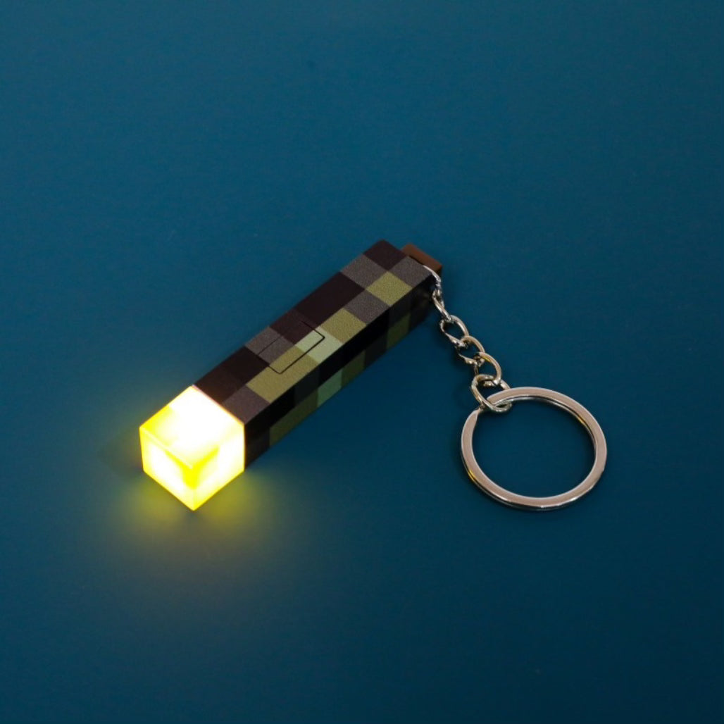 Mojang Minecraft Glowing Torch Mini Keychain - FIHEROE.