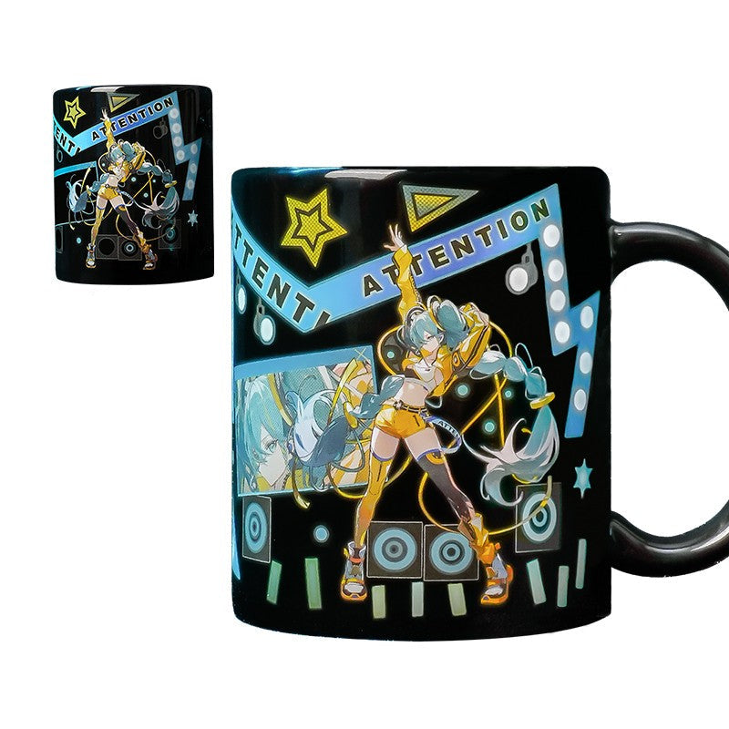 Mug with character design before and after discoloration on a white background