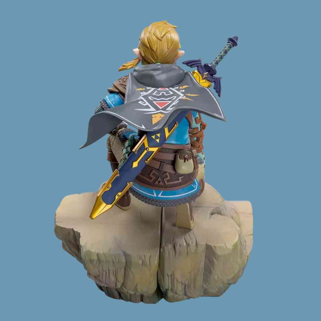 Kneeling Link Legend of Zelda TOTK Collectible - FIHEROE.