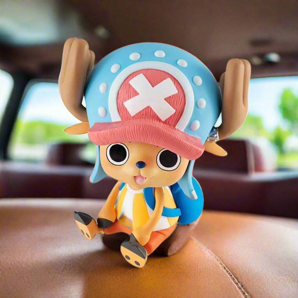 MH Look Up One Piece Law & Chopper Sitting Figures - FIHEROE.