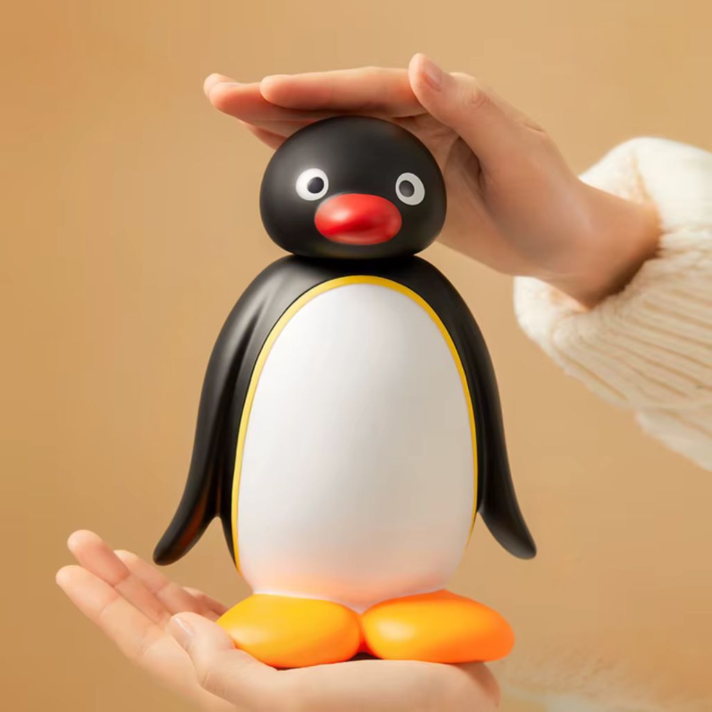 Bandai Naruto Kurama Illuminated Room Light - FIHEROE.