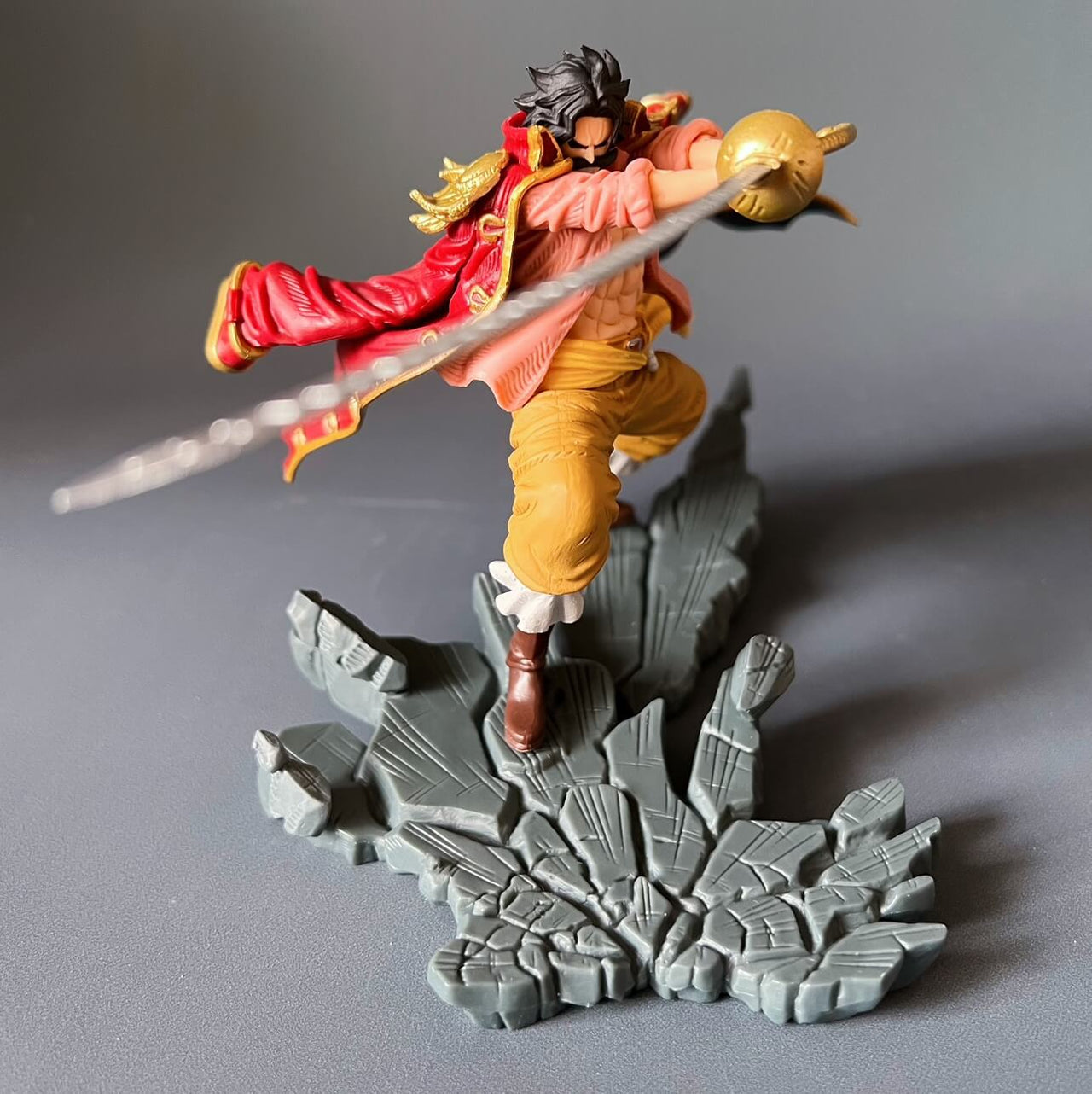 One Piece Gol D Roger and Whitebeard Figures - FIHEROE.