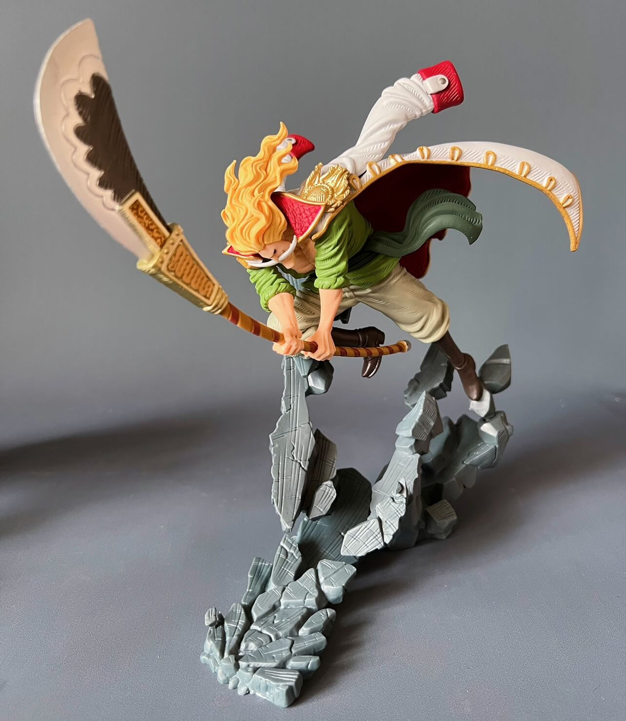 One Piece Gol D Roger and Whitebeard Figures - FIHEROE.